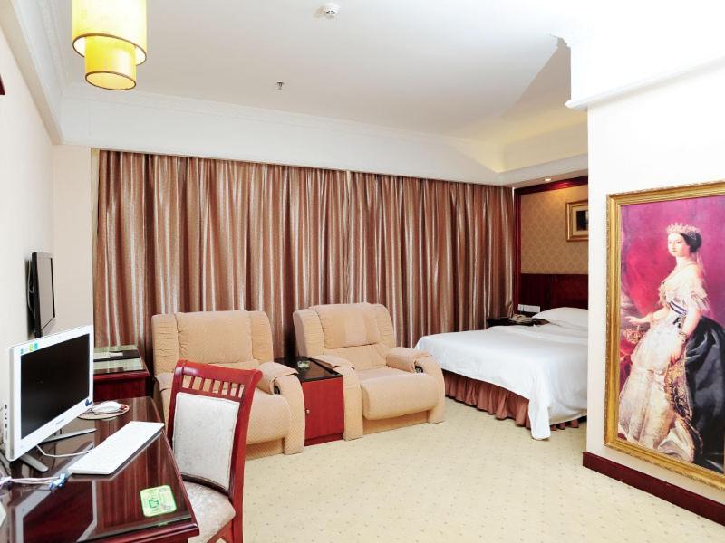Vienna Hotel Shenzhen Longhua Qinghu Road Экстерьер фото
