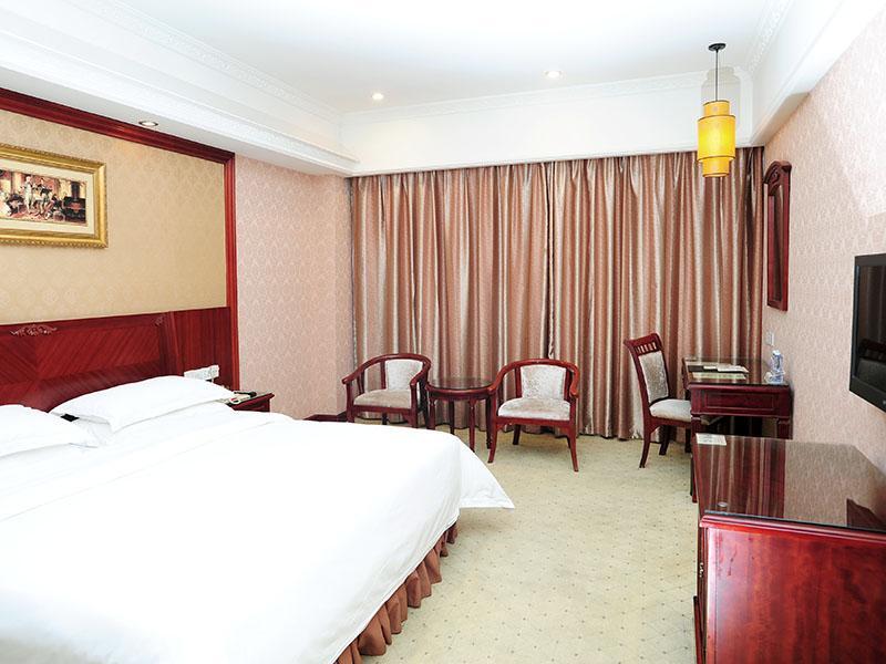 Vienna Hotel Shenzhen Longhua Qinghu Road Экстерьер фото